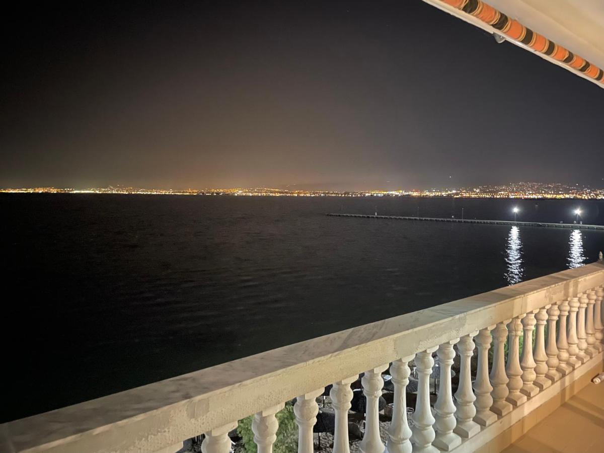 Siel Seaside Apartment Peraía Dış mekan fotoğraf